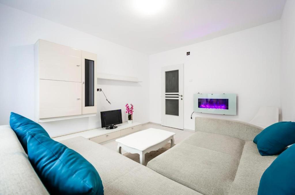 Nice Apartament アラド エクステリア 写真