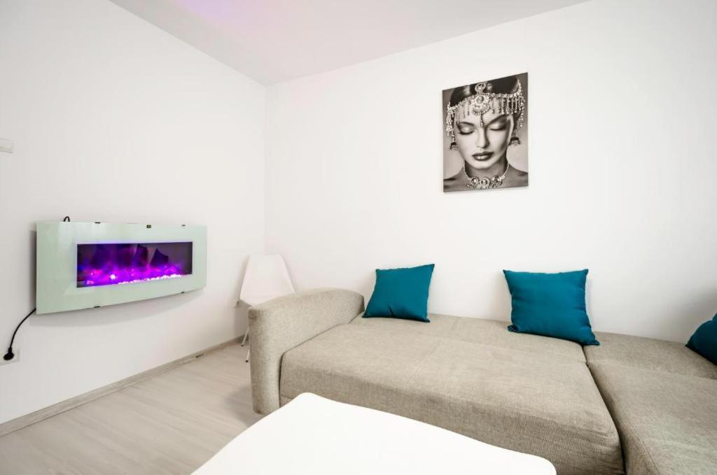 Nice Apartament アラド エクステリア 写真